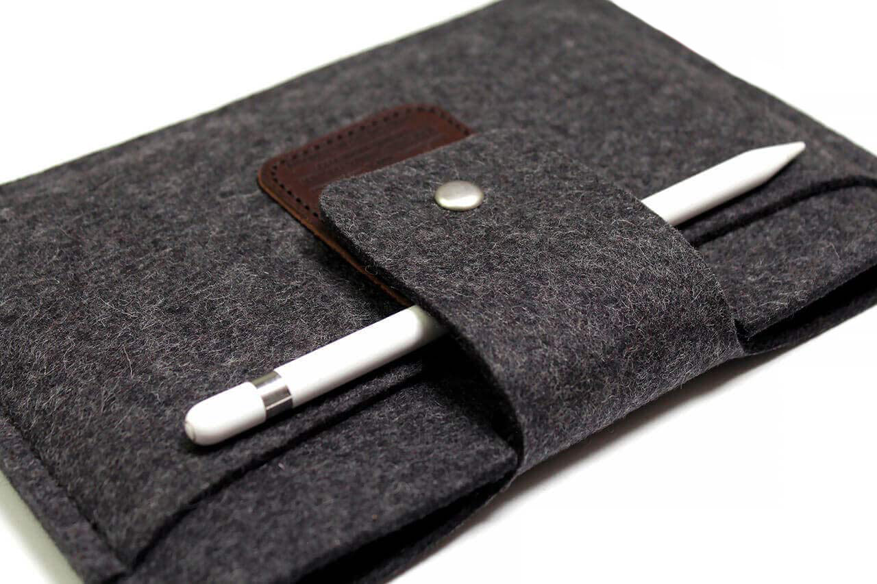 iPad mini Hülle LLEYN aus Wollfilz-Pack & Smooch