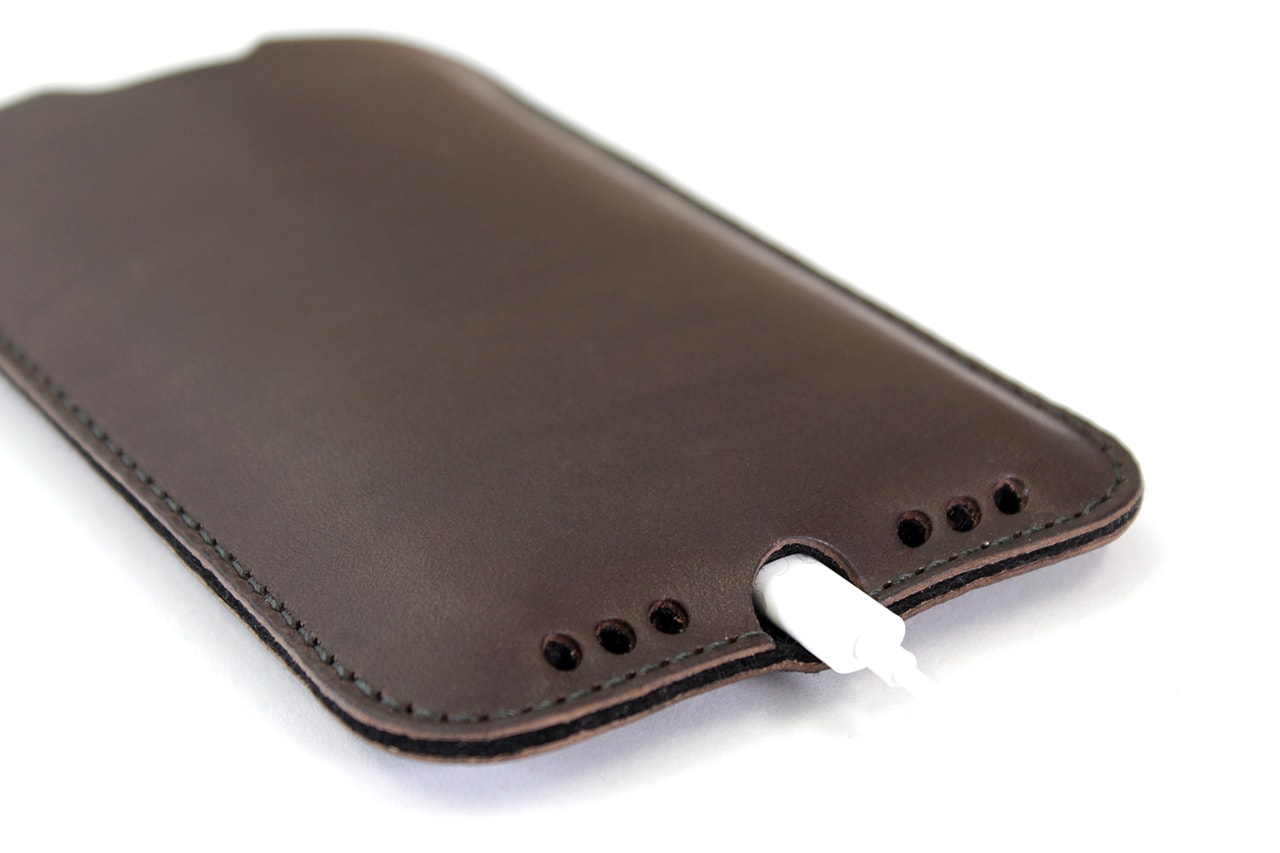 iPhone Hülle KINGSTON aus Leder-Pack & Smooch