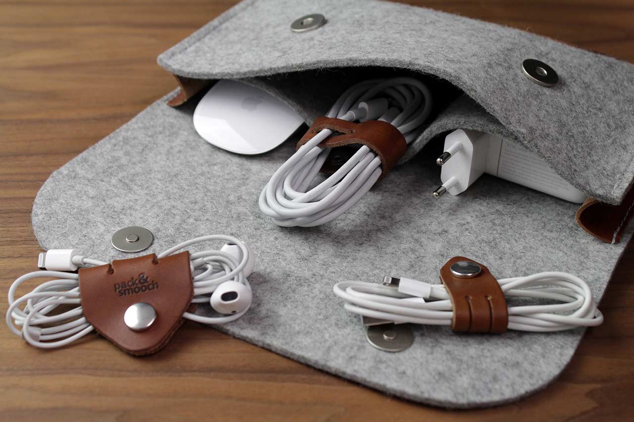 Kabel Organizer Set aus Leder-Pack & Smooch