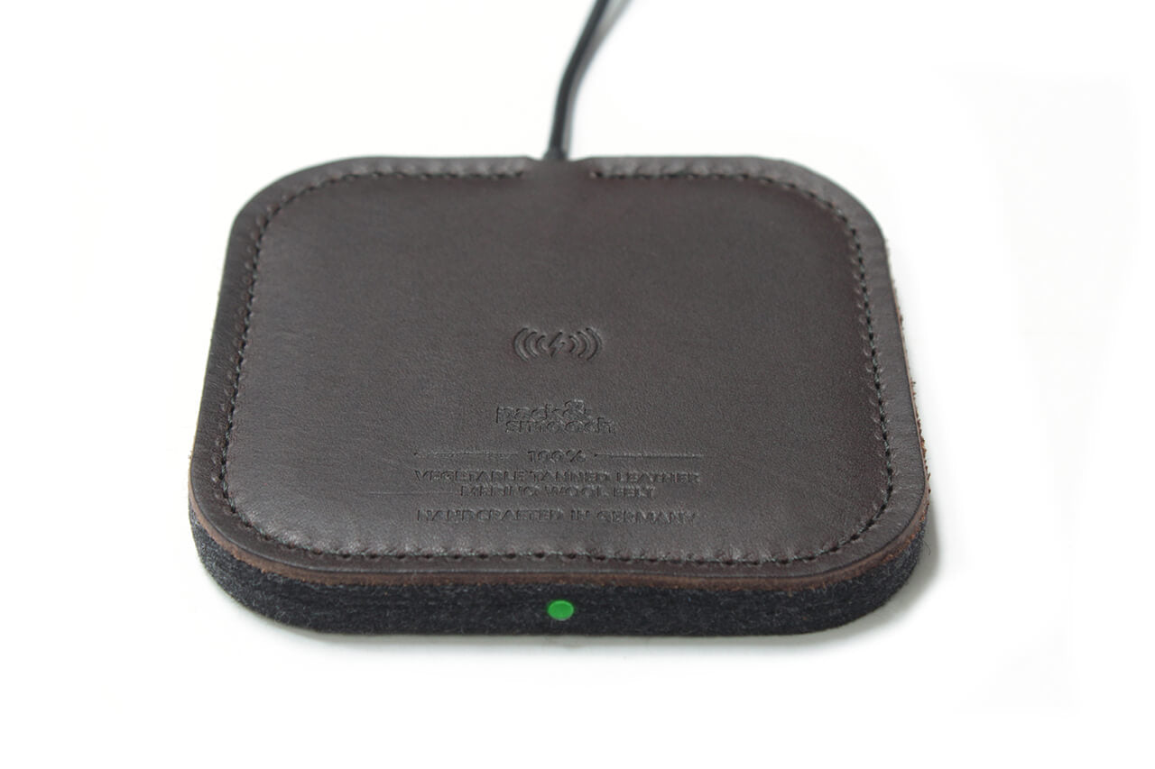Wireless Charger TAURUS für iPhone-Pack & Smooch