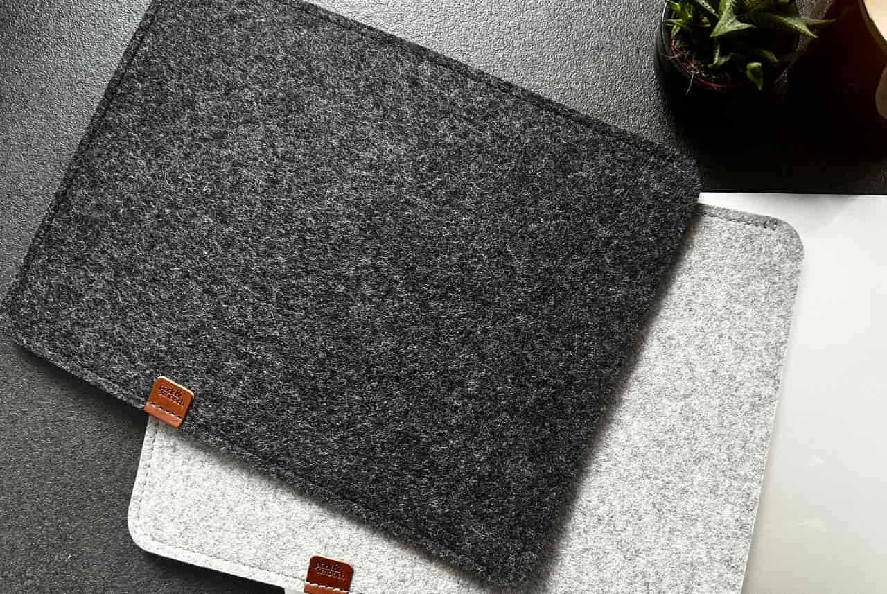 MacBook Air 15 sleeve SUFFOLK merino wool felt